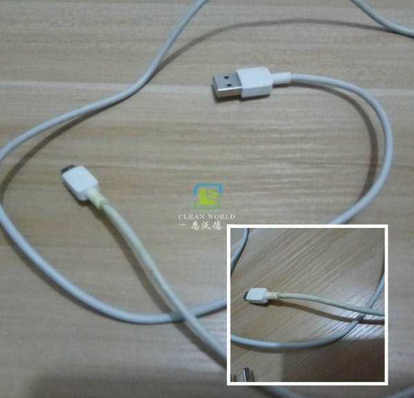 白色數(shù)據線清潔