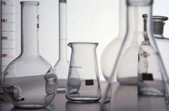 玻璃器皿上的污垢怎么清理？泡酒/實驗用器皿的清理小竅門